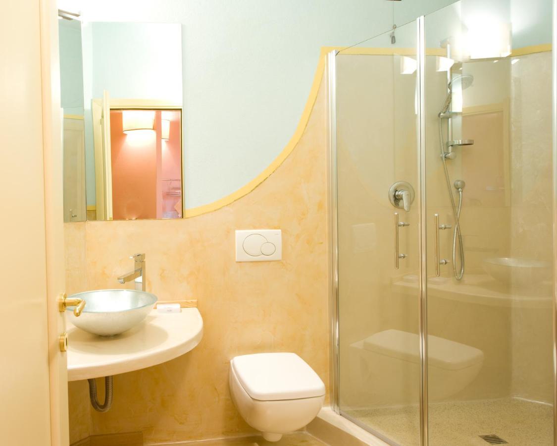 Piazza Azuni 18 Guest House Sassari Ngoại thất bức ảnh