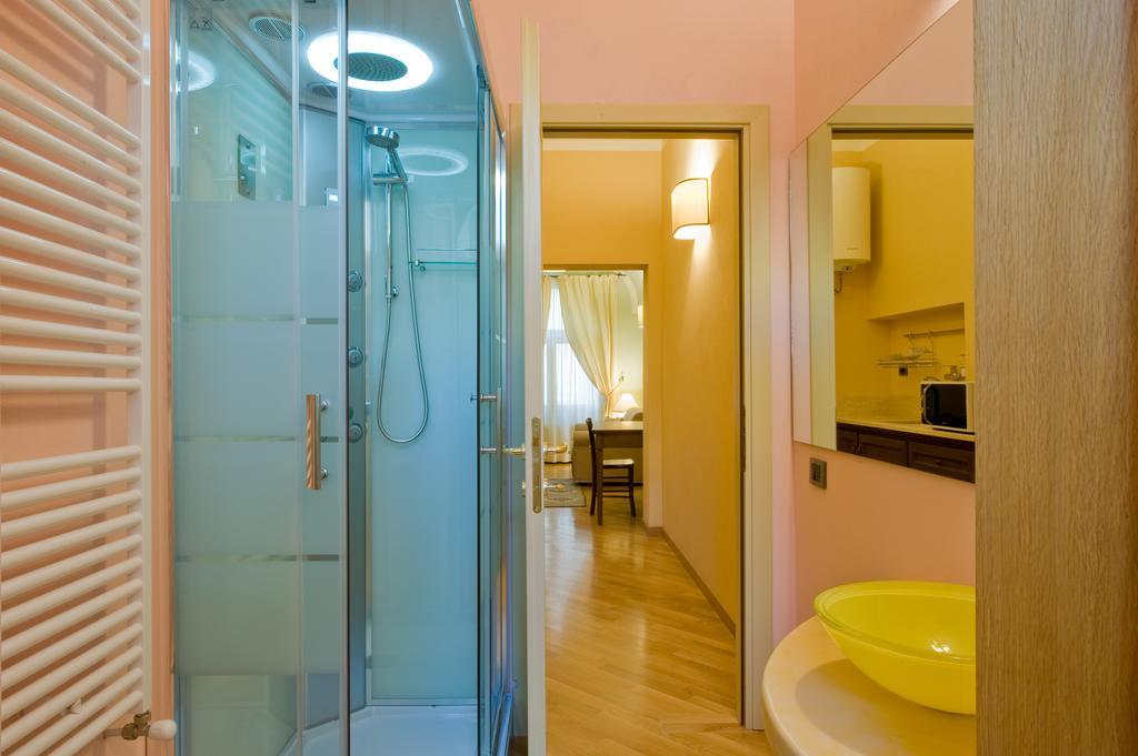 Piazza Azuni 18 Guest House Sassari Phòng bức ảnh